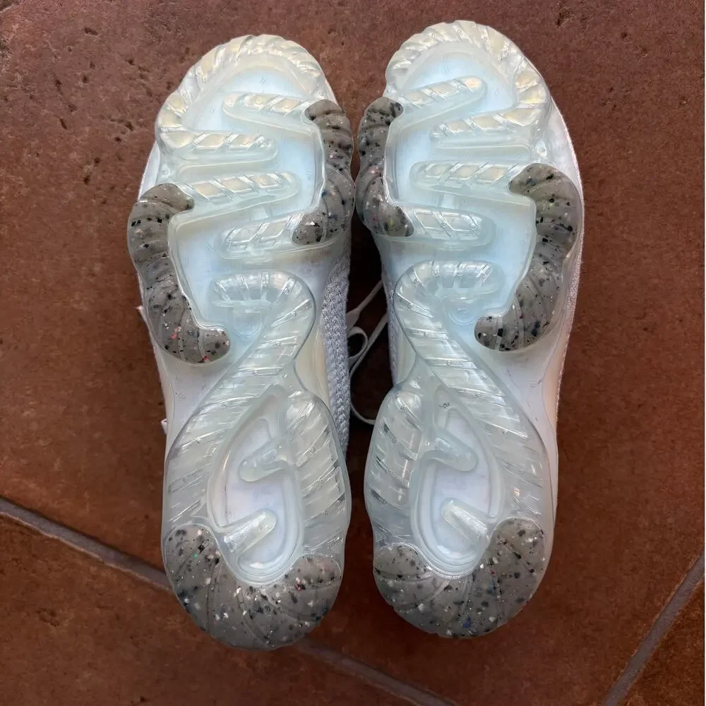 Nike Air Vapormax Flyknit Sneaker in Phantom Metallic Silver - Open Weave size 7